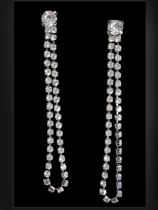 Avon Jewelry - Avon 1991 Silver Crystal Drop Earrings - Sparkling Dangle Earrings